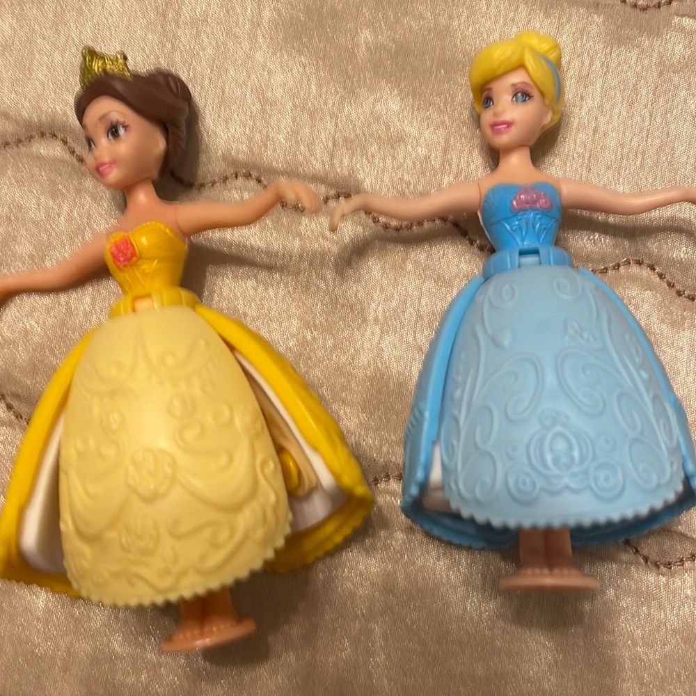 Last call before remove  Disney  princesses Little Kingdom floating pedal dolls